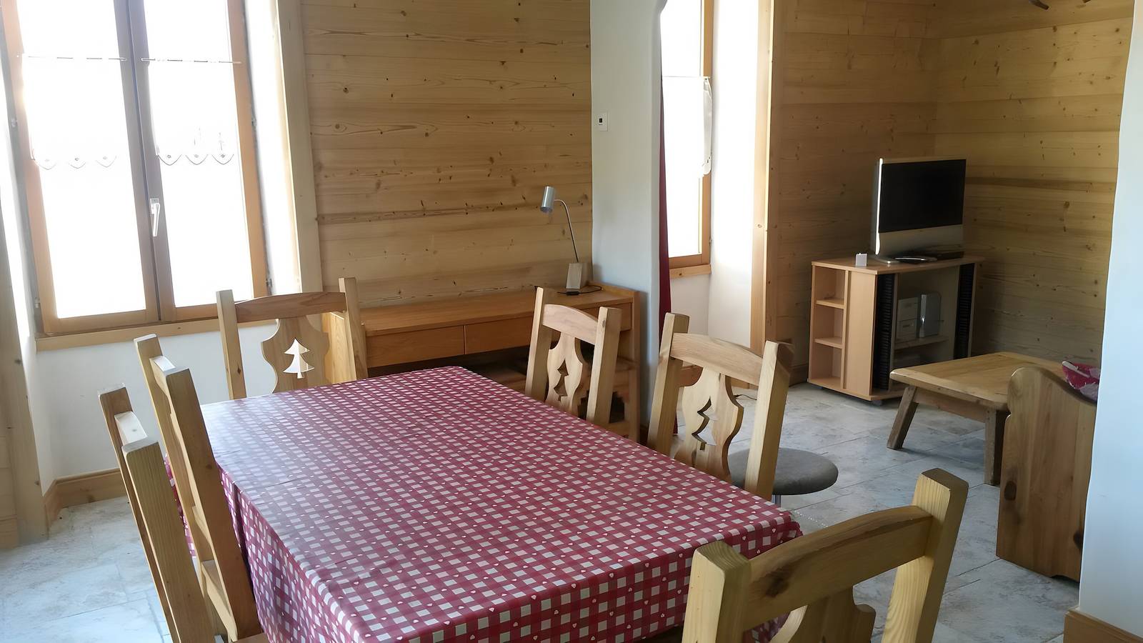 Ruhige, unabhängige Unterkunft im Bergdorf in Le Bois, Les Trois Vallées