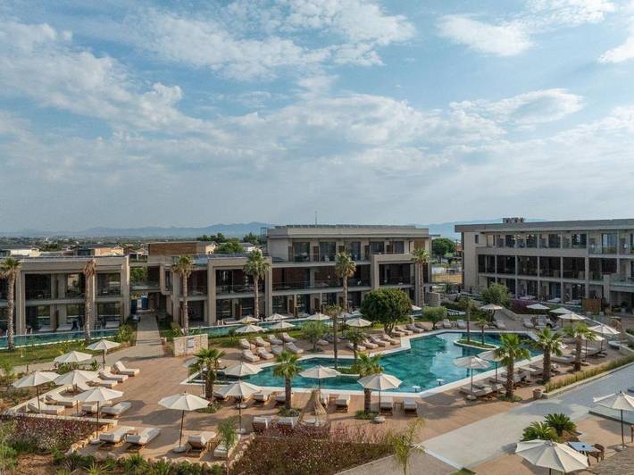 Hôtel pour 2 personnes, avec sauna ainsi que jardin et piscine dans Portes