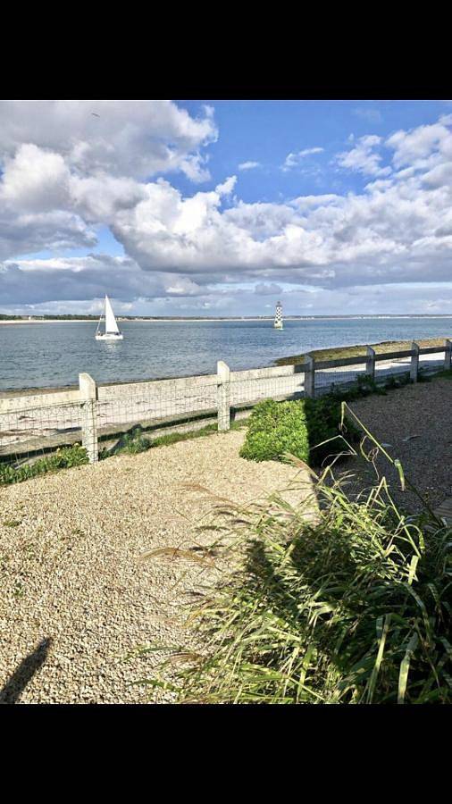 Appartement entier, Loctudy, les pieds dans l'eau in Loctudy, Région de Quimper