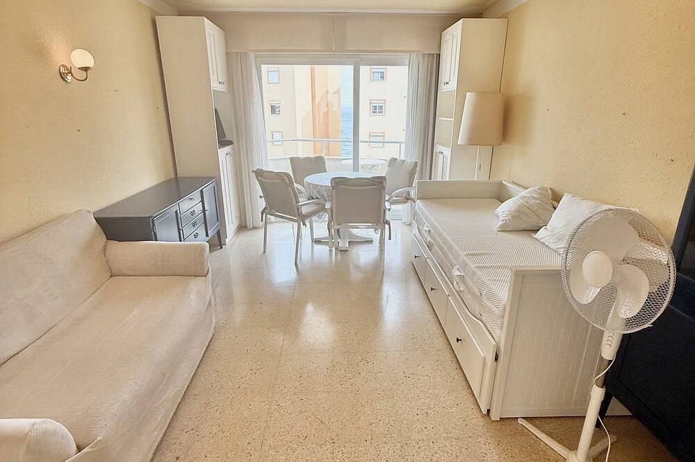 Ganze Wohnung, Studio with 4 Seats overlooking the Sea in Palmanova, Calvià