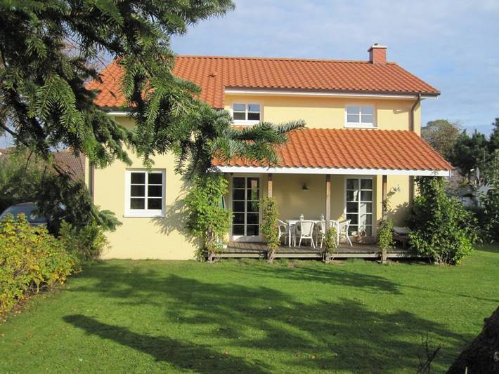 Ferienhaus für 6 Personen, mit Terrasse und Garten sowie Sauna in Schönberg