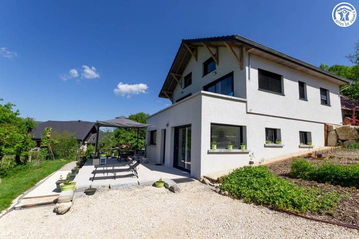 Gîte pour 4 personnes, avec Terrasse et Jardin dans Bauges - 3