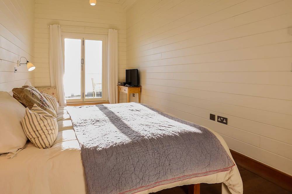 Gorgeous  - Beachfront home in West Wittering in West Wittering, West Sussex