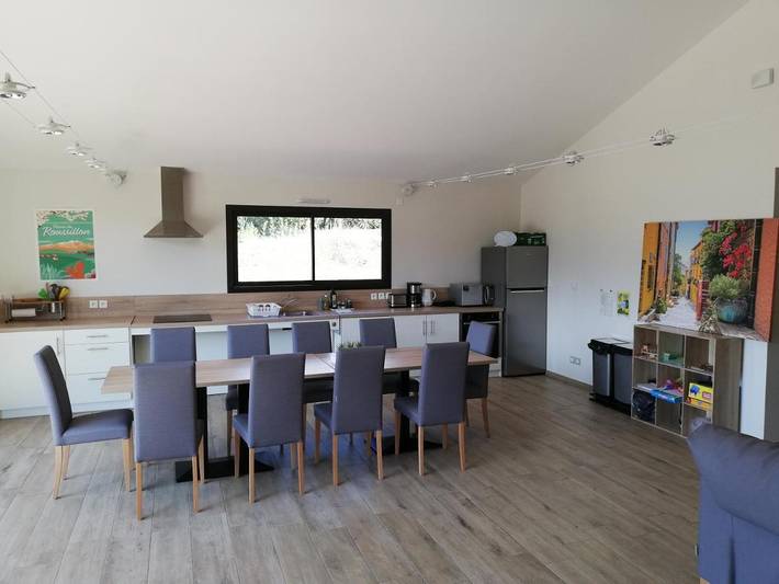 Location de vacances pour 15 personnes, avec piscine ainsi que jardin et vue, animaux acceptés à Marquixanes - 2