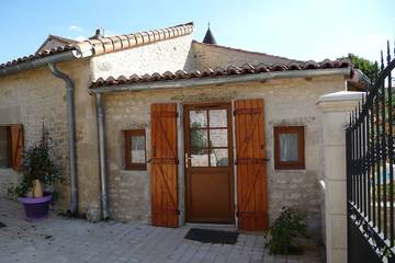 Maison d’hôte pour 2 personnes, avec jardin à Saint-Georges-lès-Baillargeaux