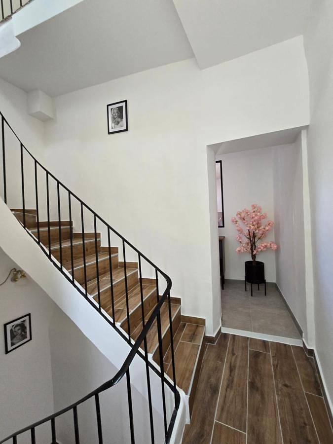 Gîte pour 6 personnes, avec vue à Bras - 4