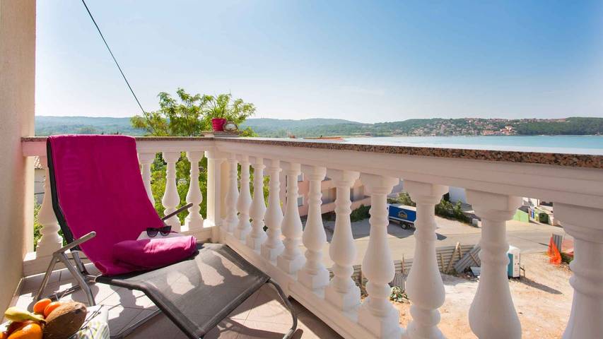 Apartamento de vacaciones para 10 personas, con jardín y balcón - 1