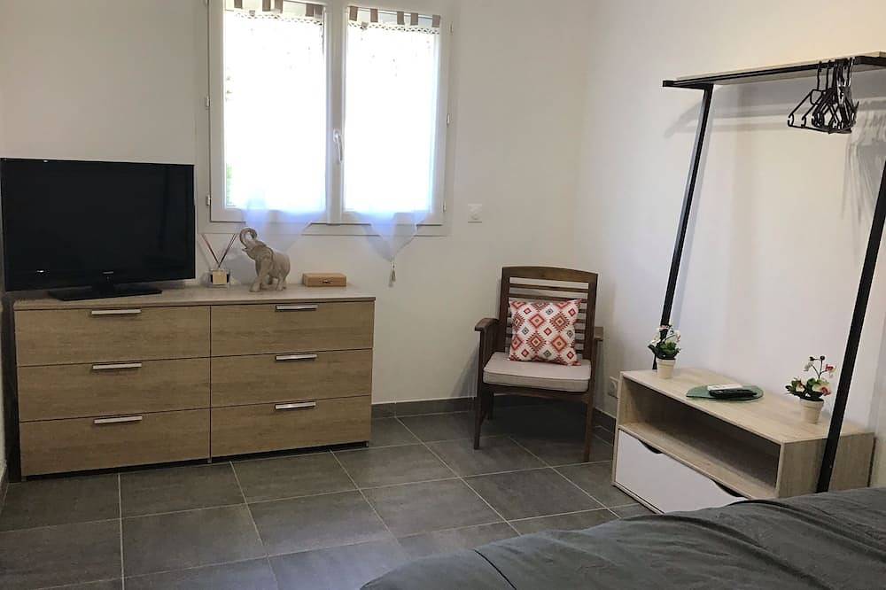 Charming F2 in der Nähe von Ajaccio (klimatisiert, neu und unabhängig) in Peri, Ajaccio und Umgebung