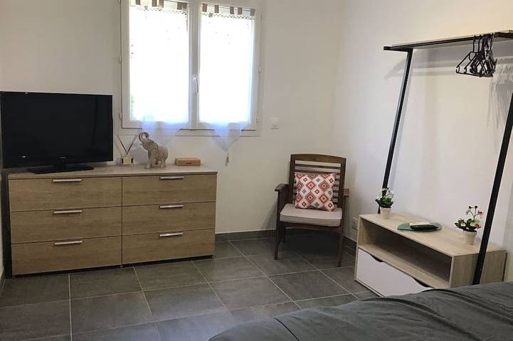 Location de vacances pour 5 personnes, avec jardin et terrasse à Peri - 3