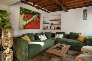 Location de vacances pour 12 personnes à Montbolo