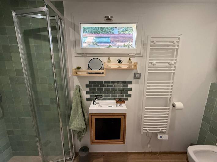 Gîte pour 2 personnes, avec piscine ainsi que vue et jardin à Arbonne-la-Forêt - 3