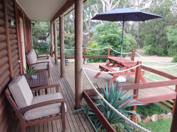 Log Cabin for 4 People in Tasmania, Australia, Photo 3