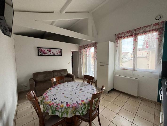 Gîte pour 4 personnes, avec balcon à Colombier-Saugnieu - 3