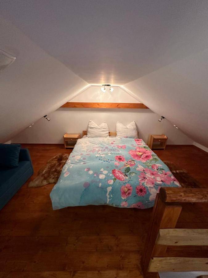 Ferienhaus für 5 Personen, mit Ausblick und Garten in Niederschlesien