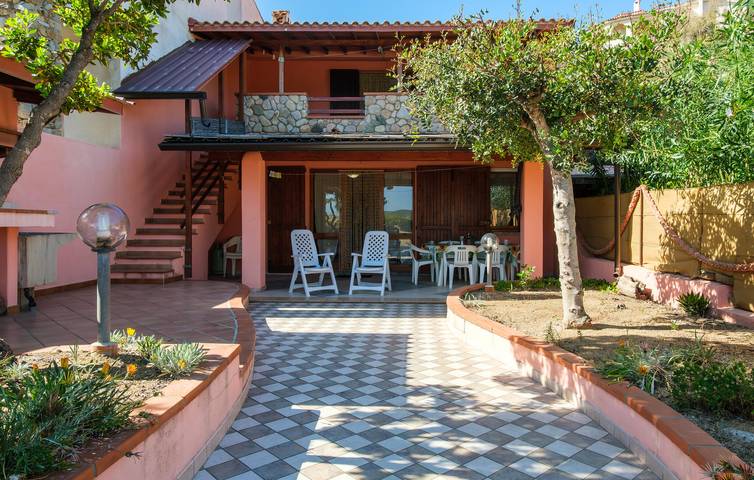 Casa de vacaciones para 10 personas, con jardín - 1