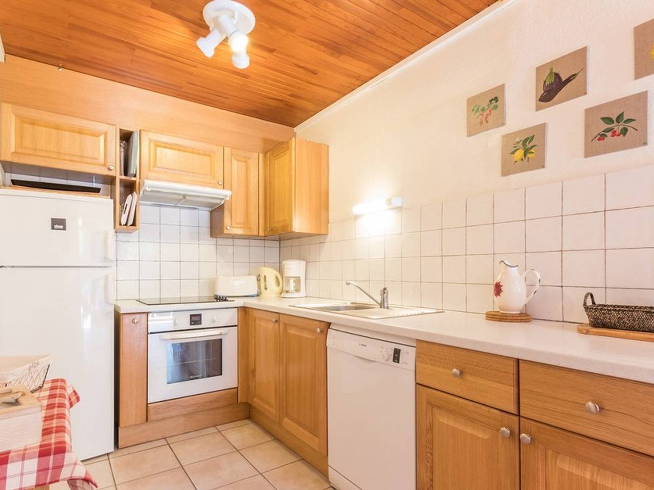 Ganze Wohnung, Gemütliche Wohnung für 8, nahe Pisten, Kamin in Saint-Chaffrey, Serre Chevalier