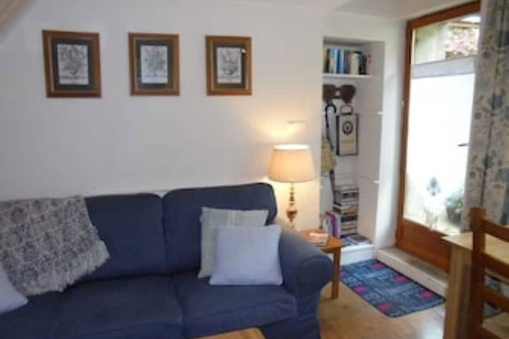 Gîte pour 2 personnes, avec jardin dans Port de Dinan - 4