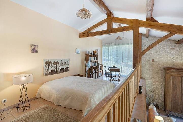 Location de vacances pour 6 personnes, avec jardin et terrasse à Singleyrac - 4
