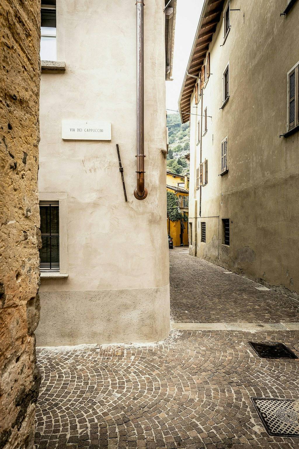 Ganze Wohnung, Alpines Loft im historischen Viertel von Chiavenna in Kleven, Bernina-Alpen