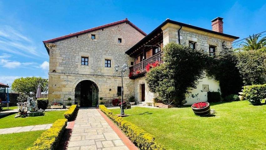 Apartamento para 2 personas, con jacuzzi además de jardín y terraza en Miengo
