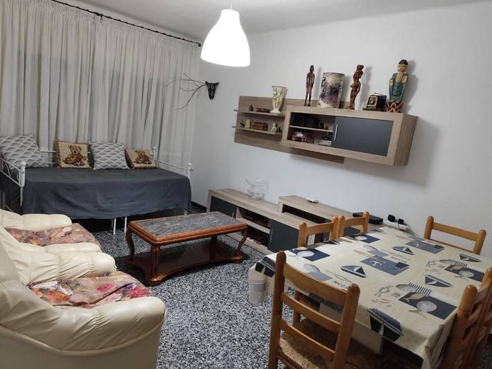 Gîte pour 6 personnes, avec bassin pour enfant ainsi que jardin et piscine à Olot - 3