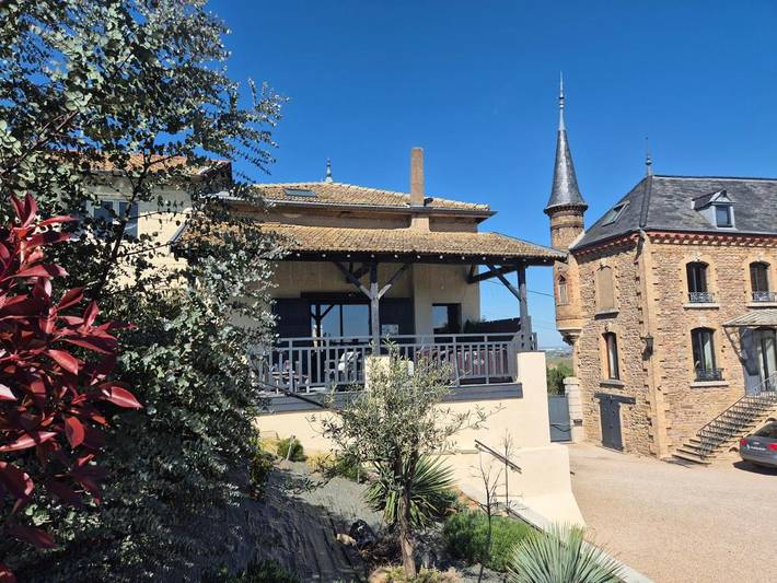 Maison de vacances pour 7 personnes, avec Balcon et Jacuzzi ainsi que Terrasse et Jardin