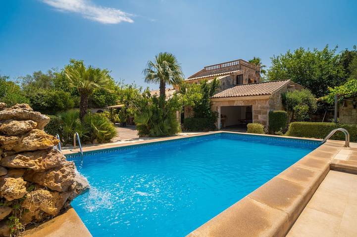 Lorenzo Finca für 9 mit pool nur 4,5 km zum Meer in Alcúdia, Mallorcas Küste