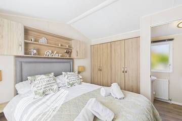 Static Caravan for 4 People in Havenstreet and Ashey, Isle of Wight, Photo 1