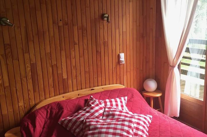 Chalet pour 8 personnes, avec balcon et jardin à Chambon-sur-Lac - 4