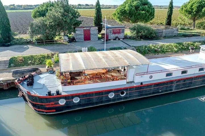 Péniche pour 6 personnes, avec Terrasse