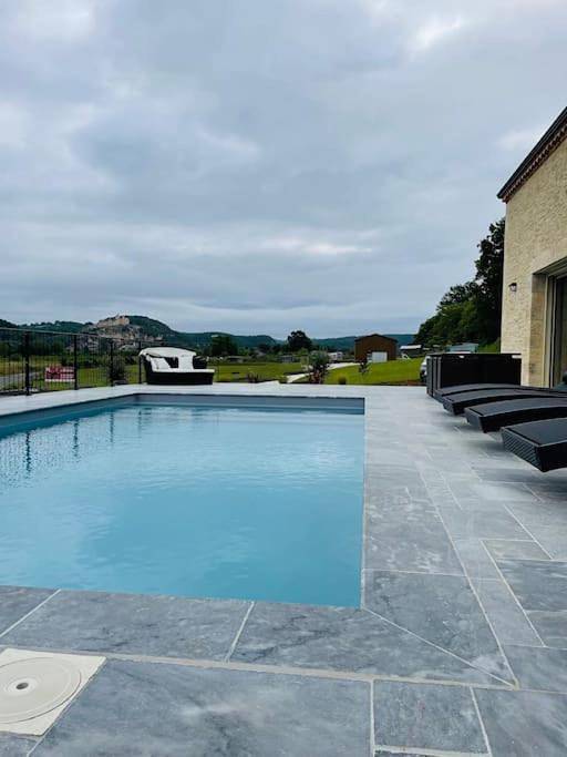 Villa* Piscine* Vue sur château de Beynac in Castelnaud-la-Chapelle, Périgord Noir
