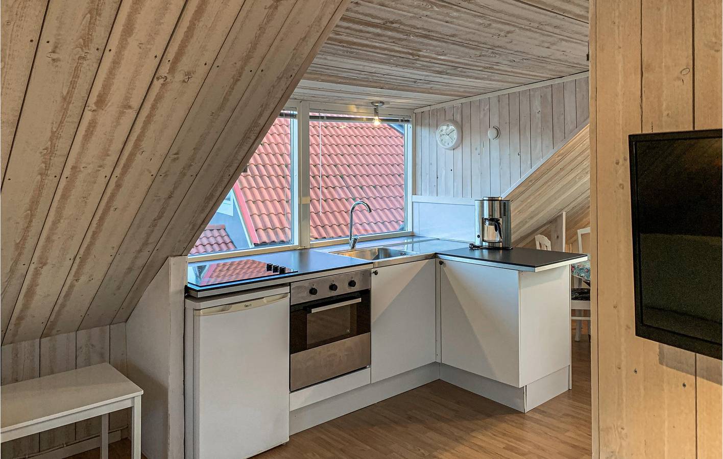 Hel semesterlägenhet, Lägenhet för 4 Personer med trädgård in Öskarshamn