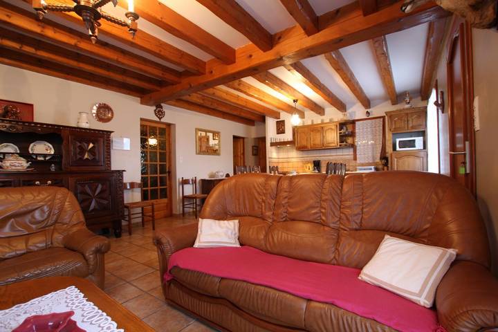 Gîte pour 8 personnes, avec jardin à Saint-Étienne-de-Baïgorry - 4