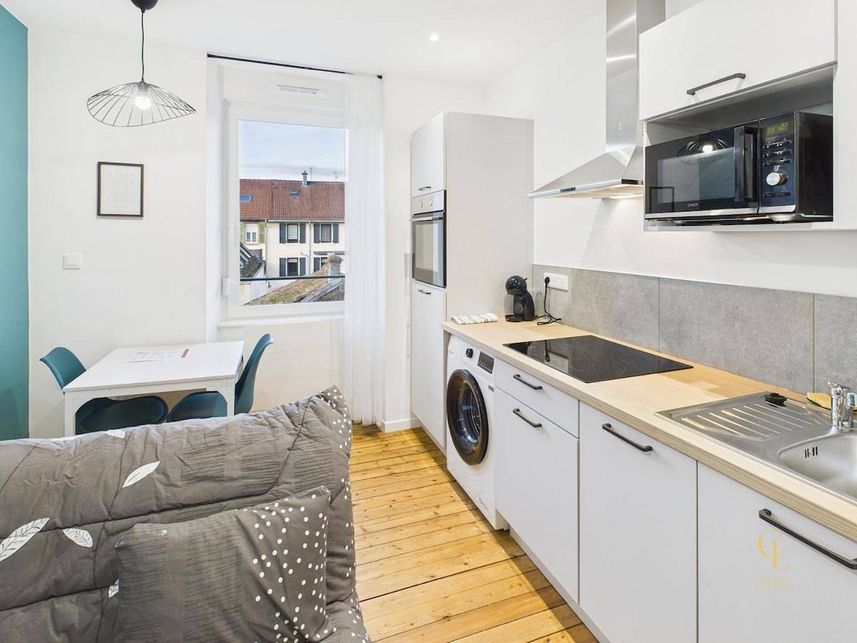 Appartement entier, T2 tout confort - 4 pers - Lave-linge et loisirs - appartement 12 in Saint-Marc, Territoire de Belfort