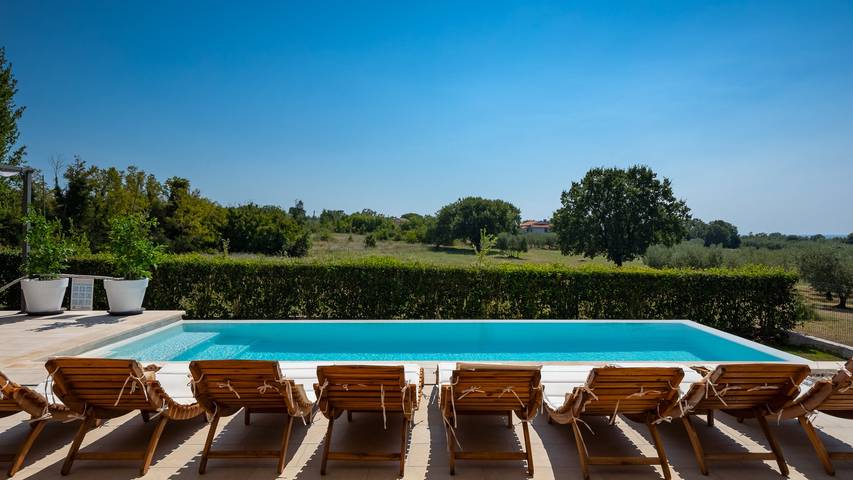 Ferienhaus für 8 Personen, mit Garten und Terrasse sowie Sauna in Poreč - 3