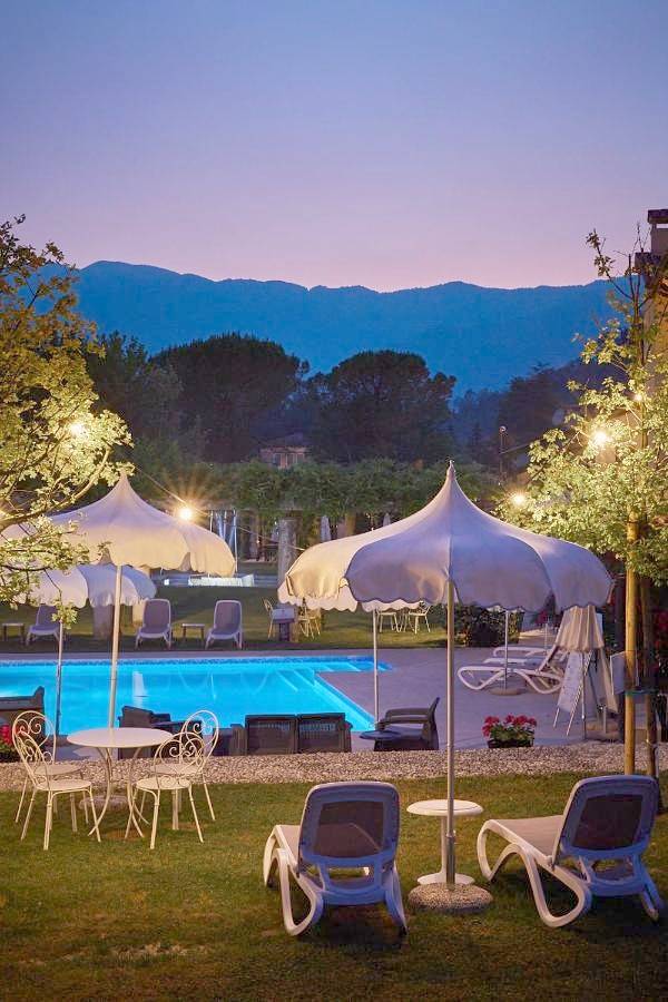 Hôtel pour 2 personnes, avec vue ainsi que piscine et jardin à Follina - 2