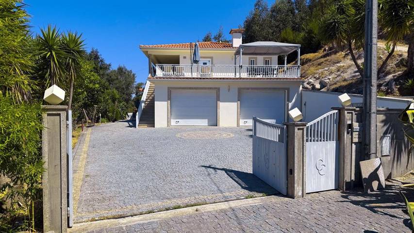 Location de vacances pour 2 personnes, avec jardin et vue dans Santo Tirso