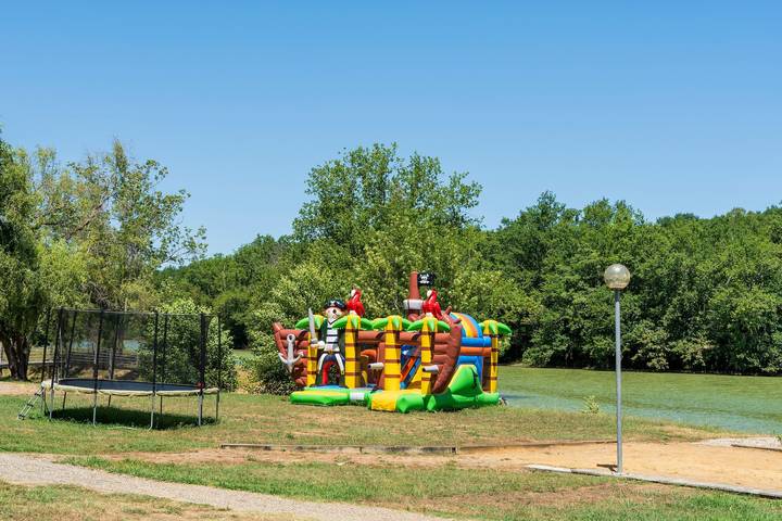 Appartement de vacances pour 4 personnes, avec vue sur le lac et jardin, animaux acceptés dans le Gers - 4