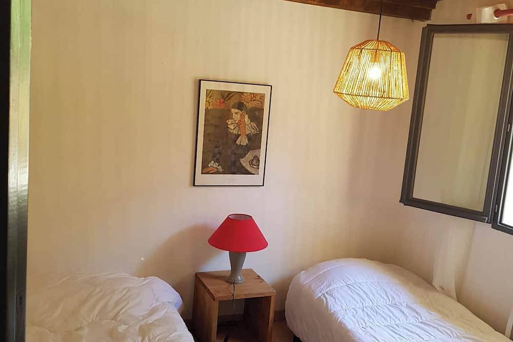 Homerez - House in Saint-Julien in Saint-Julien-de-la-Nef, Cévennes