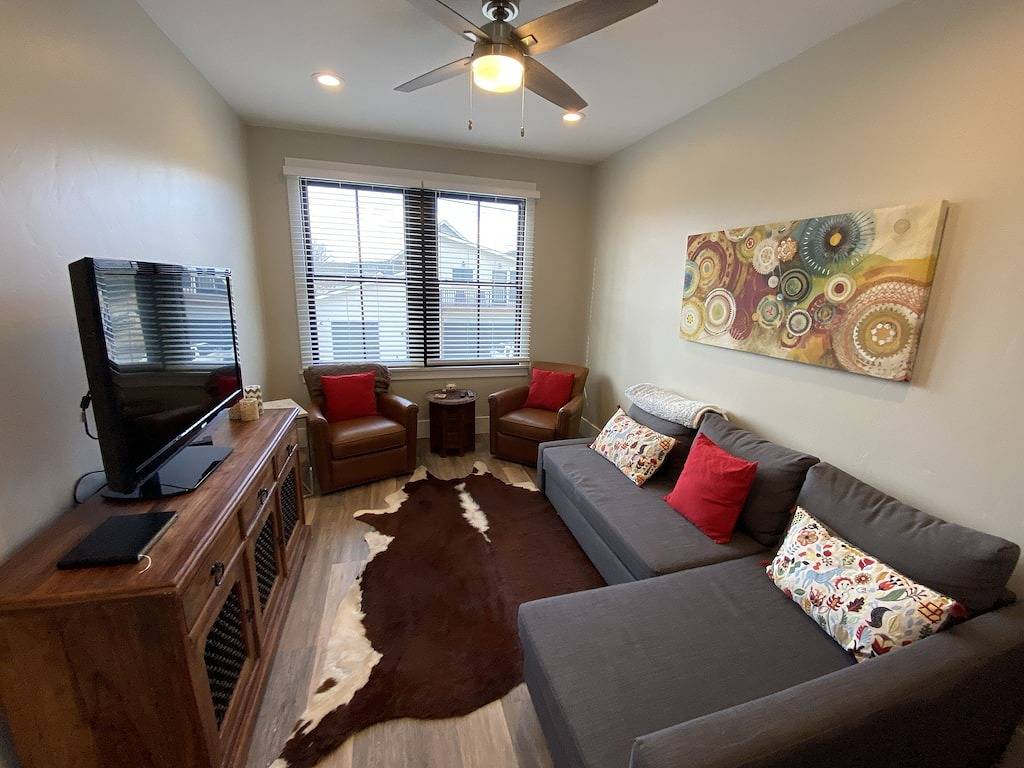 Ganze Wohnung, Newer Build-Just a Block to Main St.-Mountain Views in Buena Vista, Chaffee County