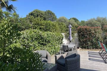 Villa pour 4 Personnes dans Cala Rossa, Lecci, Photo 2