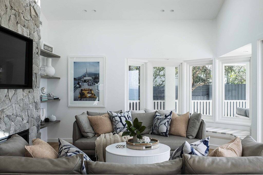 Habbaniyah - Beach Front, Pool, Spa, 5 Bedrooms, Sleeps 14 in North Avoca, New South Wales