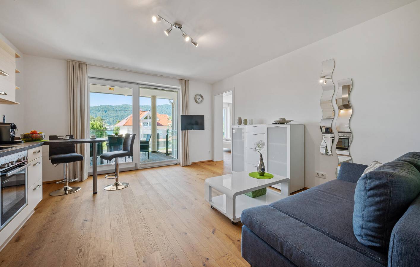 Ganze Ferienwohnung, Ferienwohnung für 4 Personen mit Terrasse in Pörtschach am Wörthersee, Klagenfurt-Villach