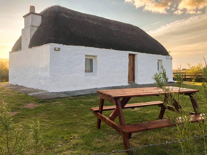 Holiday rental for 2 people, with garden on North Uist