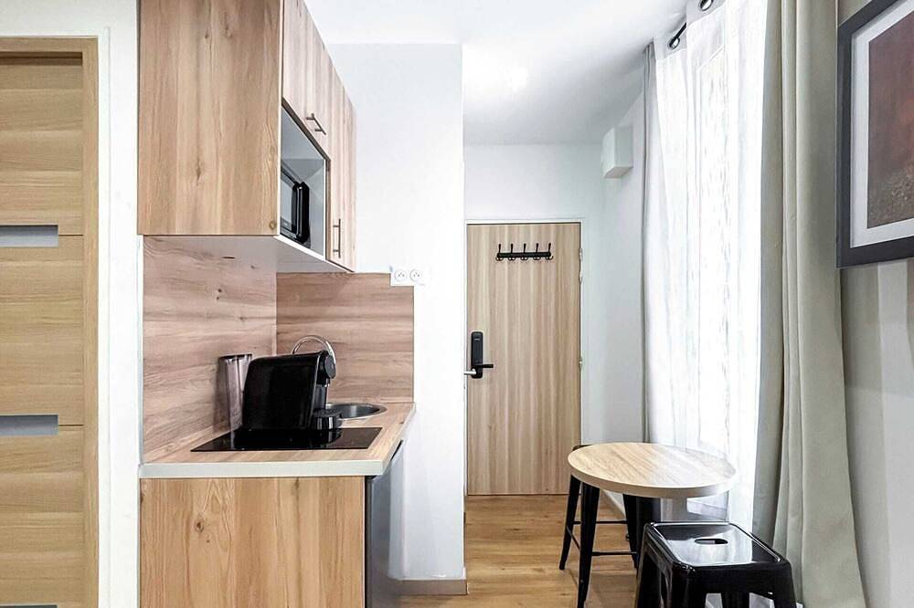 Apartamento entero, Hoche B 08 - Dos Habitaciones Piso, Capacidad 6 in Le Pré-Saint-Gervais, Sena-Saint Denis