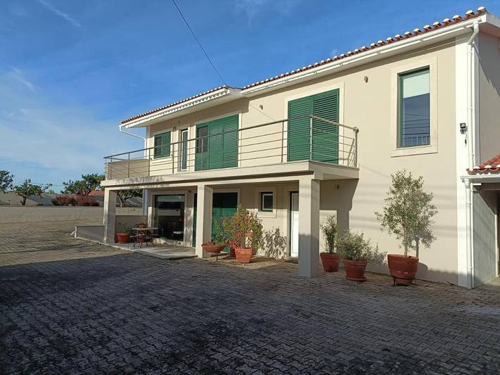 Casa rural para 9 personas, con Balcón y Terraza además de Jardín y Vistas en Alcobaça