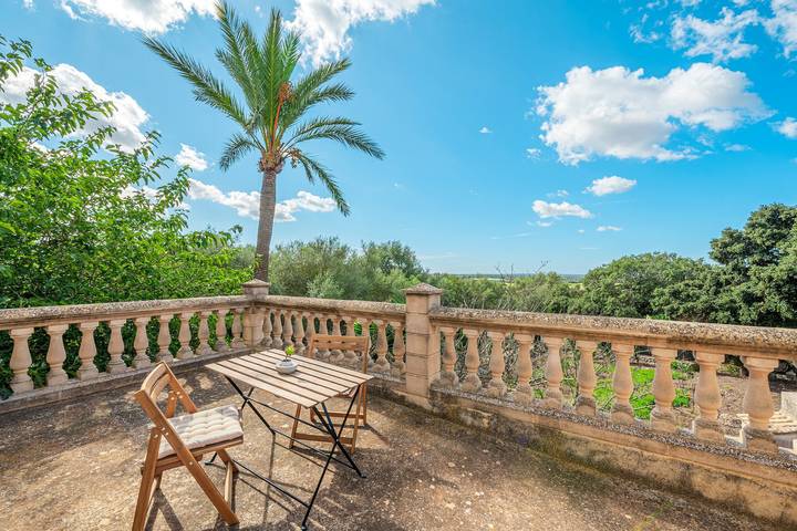 Villa for 6 people, with Balcony and Yard