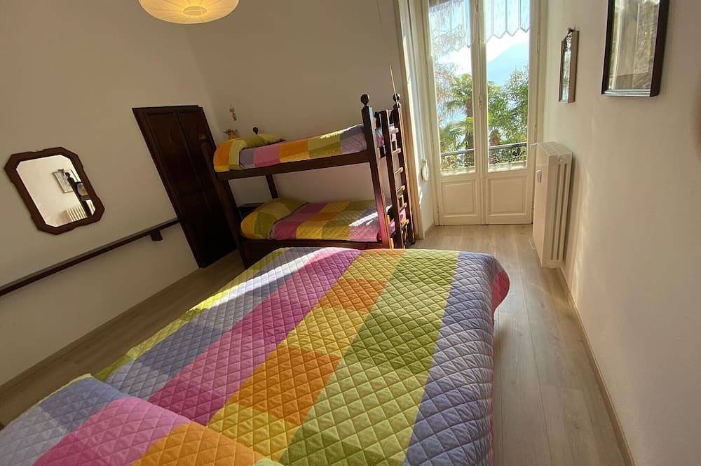 Ganze Wohnung, Gardenia apartment in Oggebbio with lake view in Oggebbio, Oggebbio Gemeinde