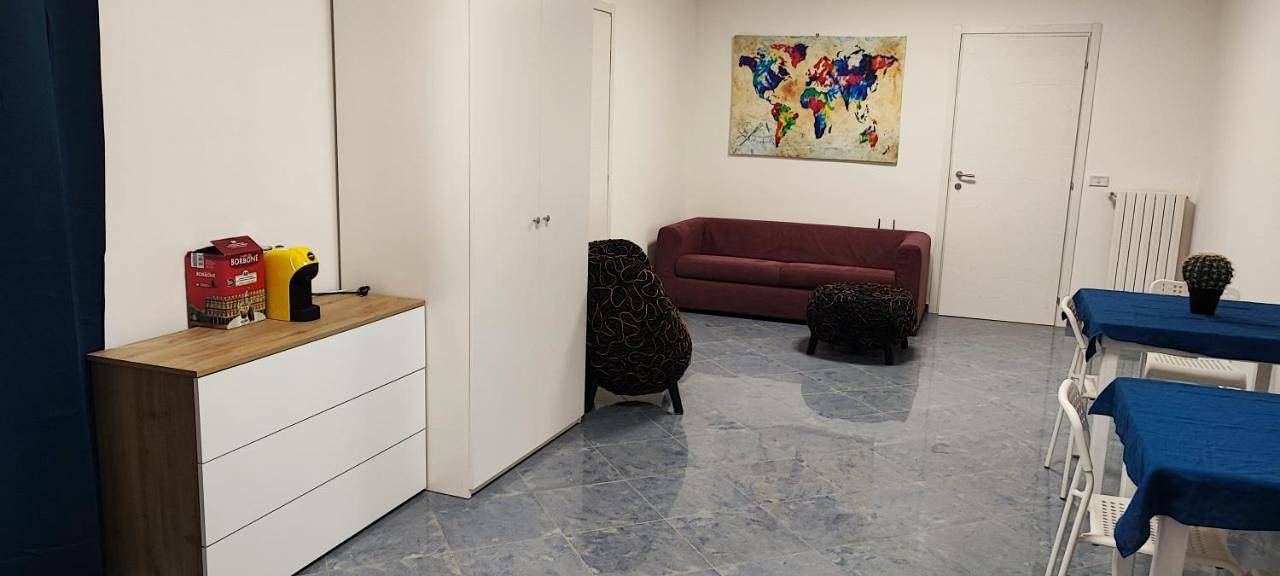 Double Room with Private Bathroom in Barletta, Barletta-Andria-Trani