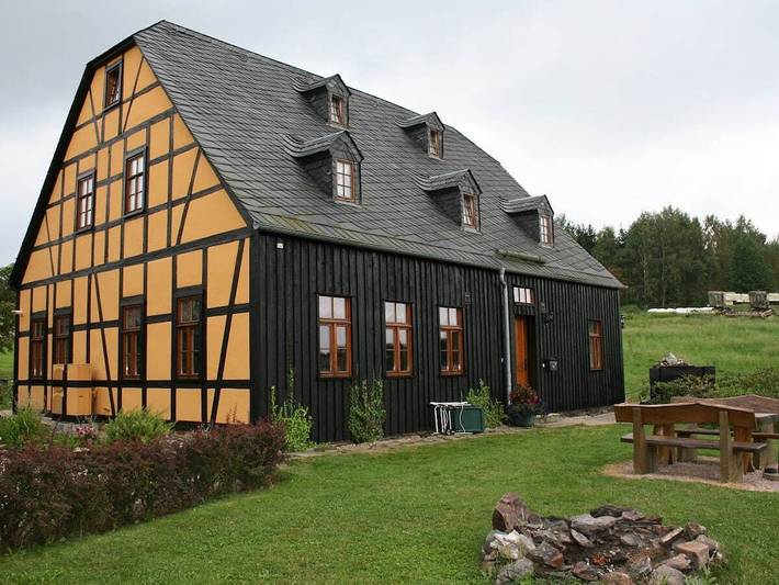 Ferienhaus für 14 Personen, mit Garten in Schneeberg